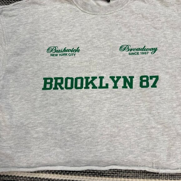 Zara Women's Cropped Brooklyn Sweatshirt Short Outfit Set Gray Fleece Size Small - Picture 3 of 16